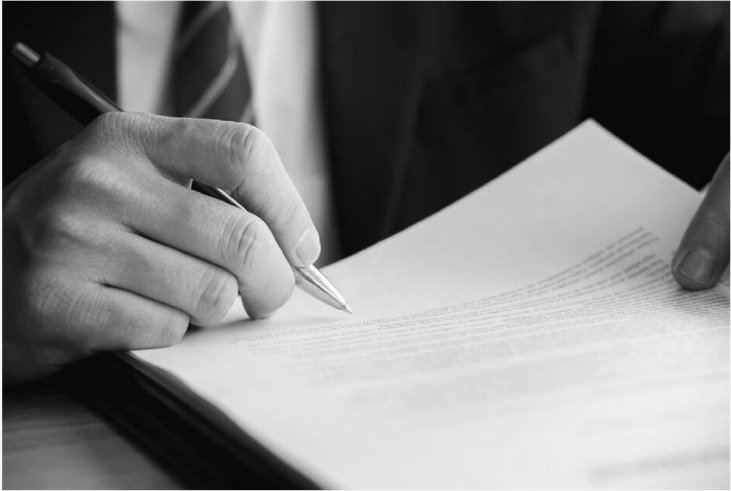 أهمية اتفاقية مستوى الخدمة في شركة الدكتور فهد الرفاعي وشركاؤه للمحاماة والاستشارات القانونية